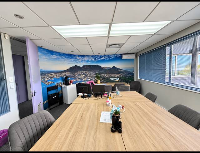 331M² OFFICE TO LET IN TYGER VALLEY